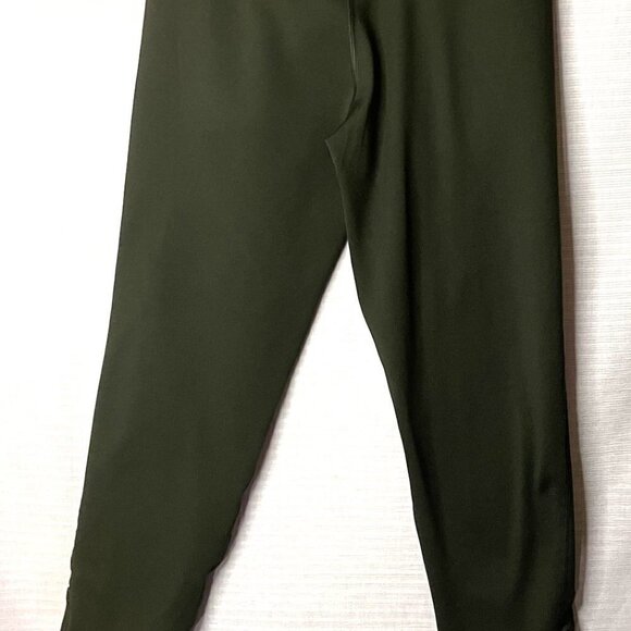 NWOT ATHLETIC WEAR BOTTOMS YiTONG SIZE SMALL/MEDIUM - Picture 8 of 14